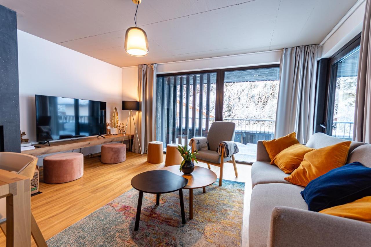 Max Relax Summercard Included Ski In-Ski Out Zell am See Exteriör bild